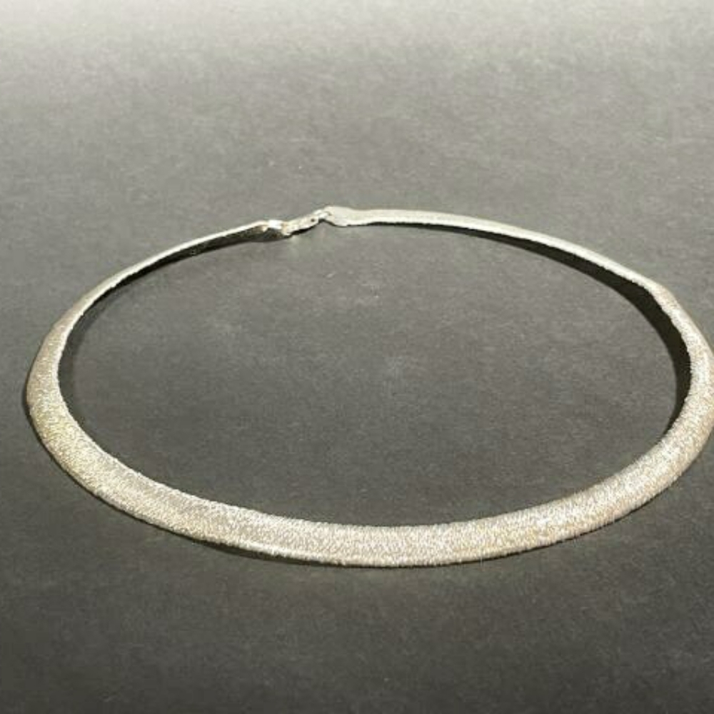 Milor Made in Italy  Sterling  Herringbone Necklace Omega, used See pics worn